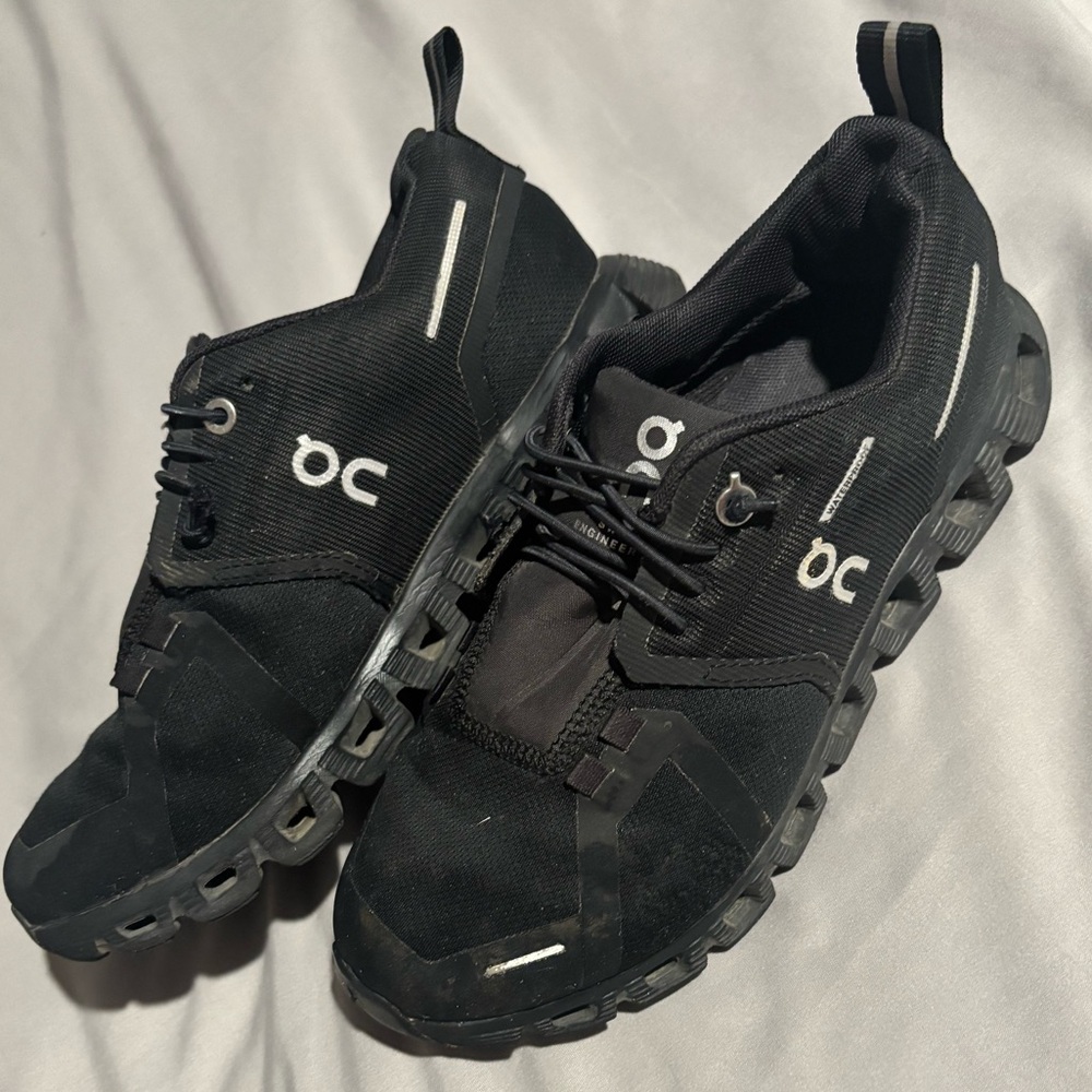 On Running Women’s Cloud 6 Waterproof